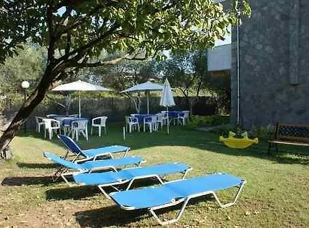 Iris Hotel