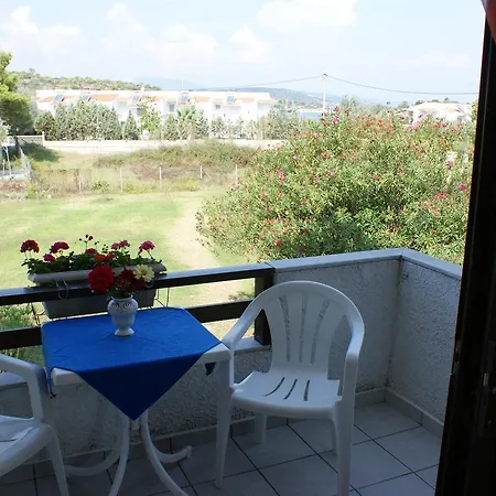 Iris Hotel