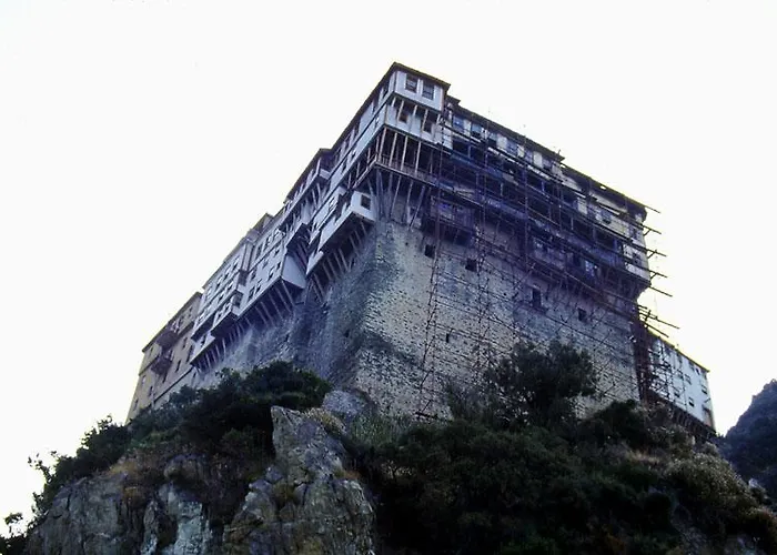 Iris Hotel